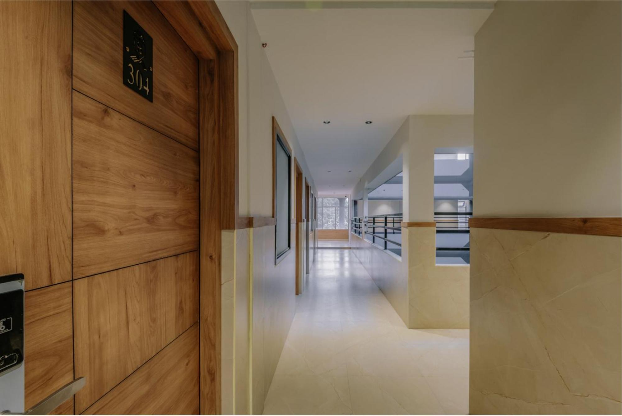 Hotel Beverly Plaza Kozhikode Exteriör bild