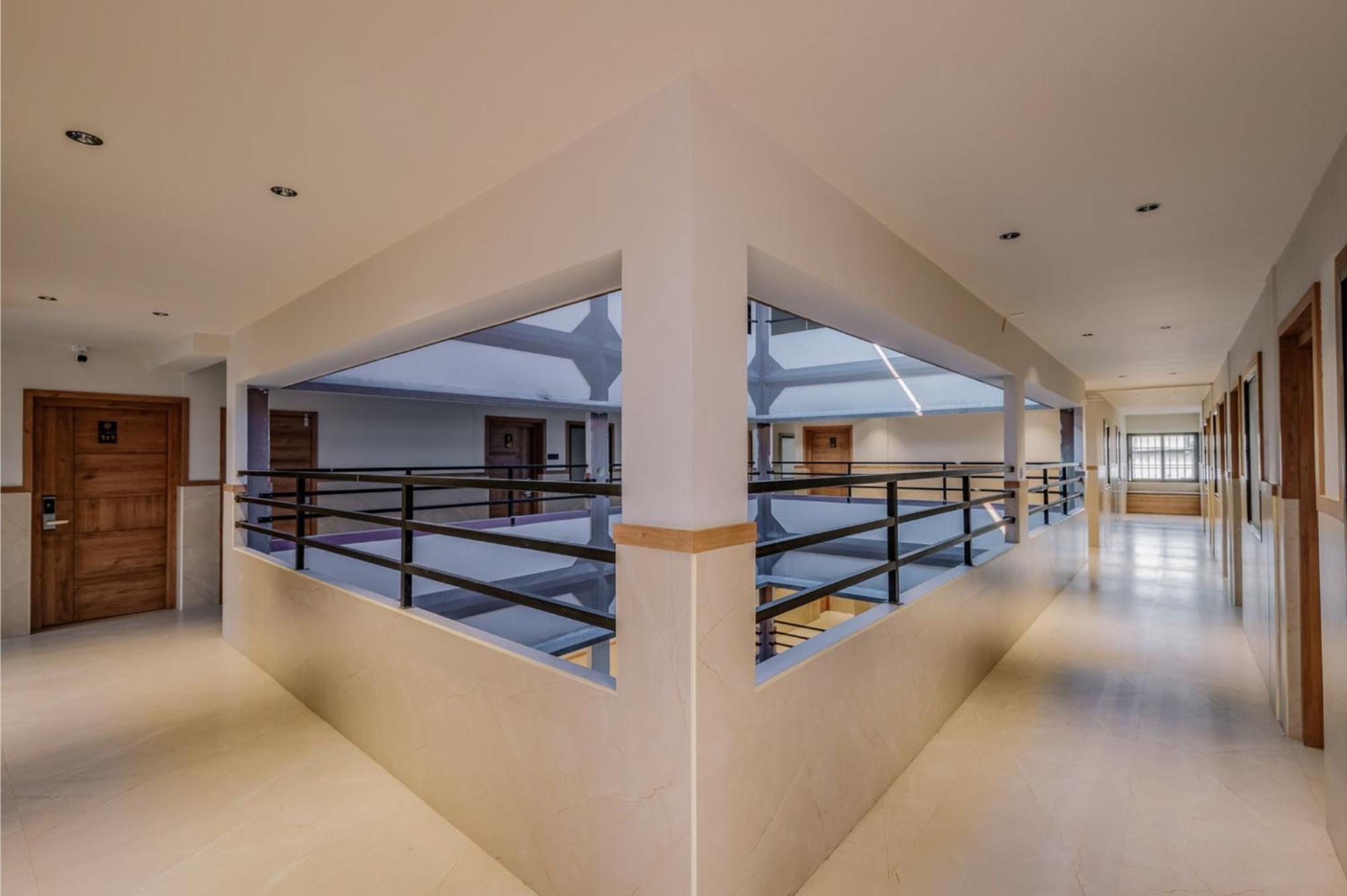 Hotel Beverly Plaza Kozhikode Exteriör bild